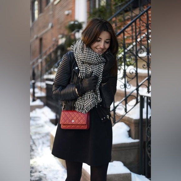 New! Authenticated Chanel CC Patent Leather CORAL RED MINI Bag SHW WOC - Picture 12 of 16